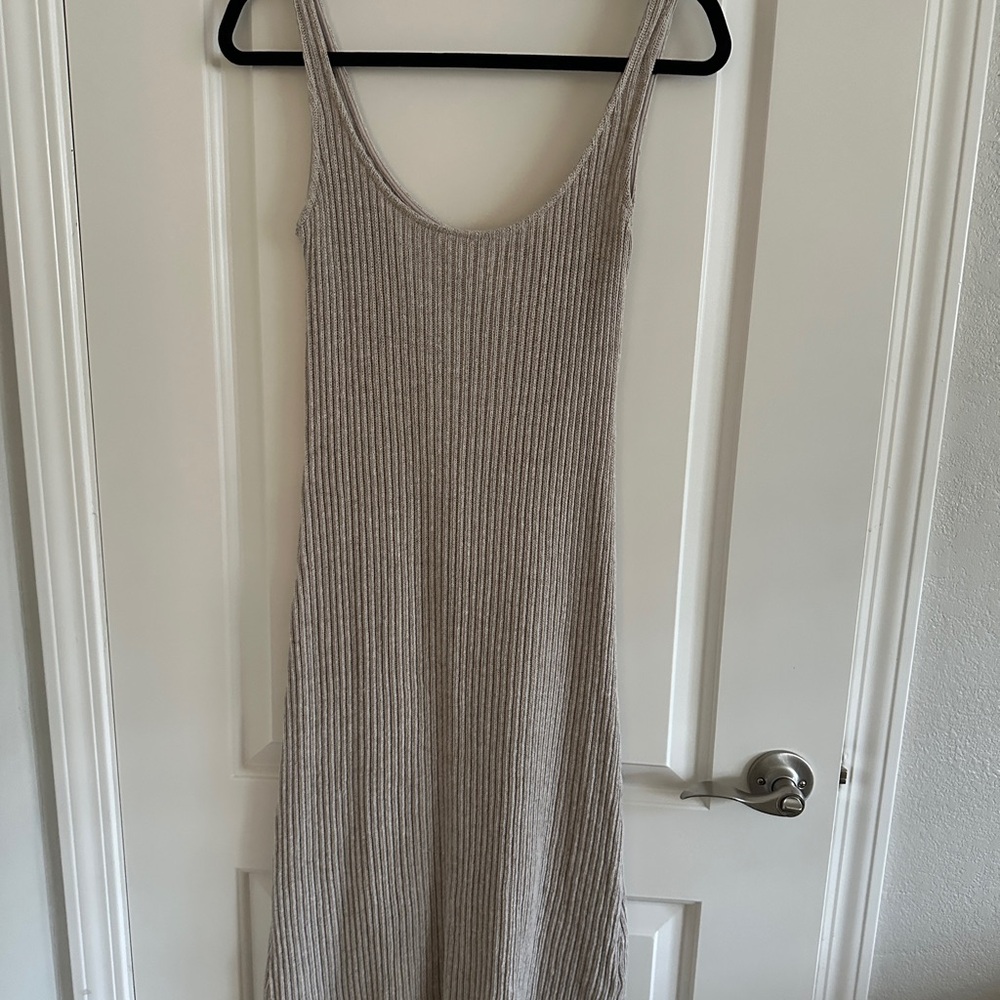 Stradivarius Tan Ribbed Sleeveless Maxi Dress